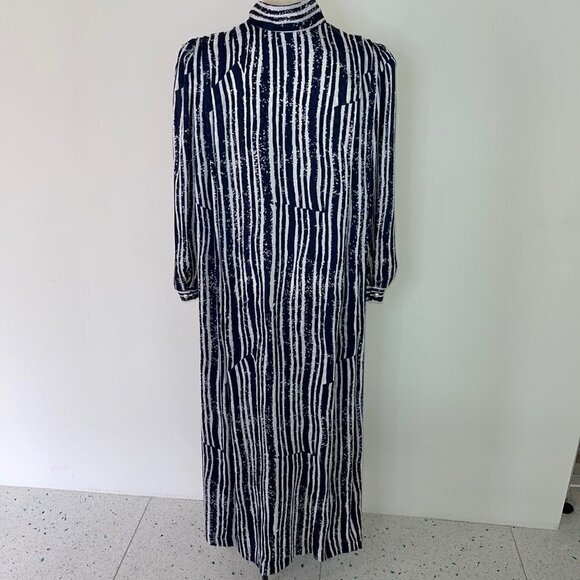 David Brown For Saks Fifth Avenue Hostess Dress Size Medium M Womens Blue White - Picture 15 of 16